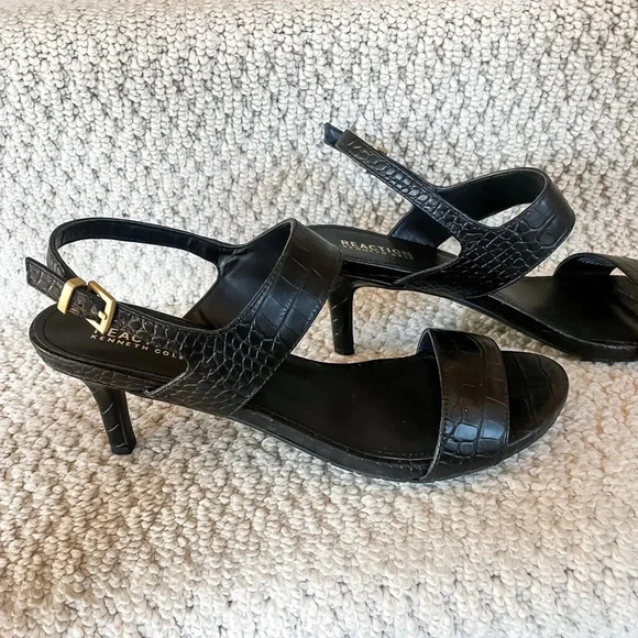 Kenneth Cole Reaction Black Croc Embossed Dee Two Band Slingback Heel - Picture 3 of 8
